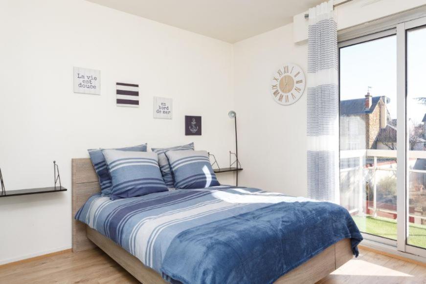 Appartement Cozy: 10/15 Min Des Champs Elysee Sartrouville Exterior photo