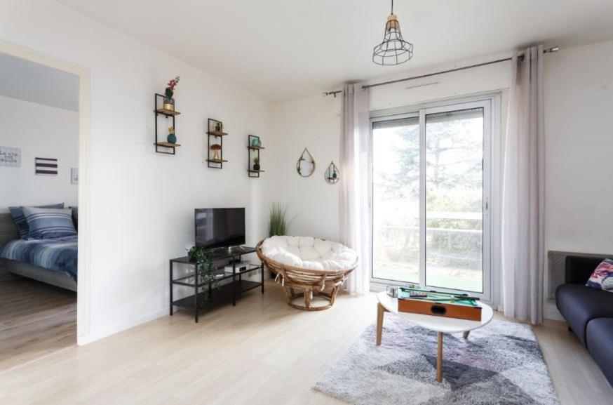 Appartement Cozy: 10/15 Min Des Champs Elysee Sartrouville Exterior photo